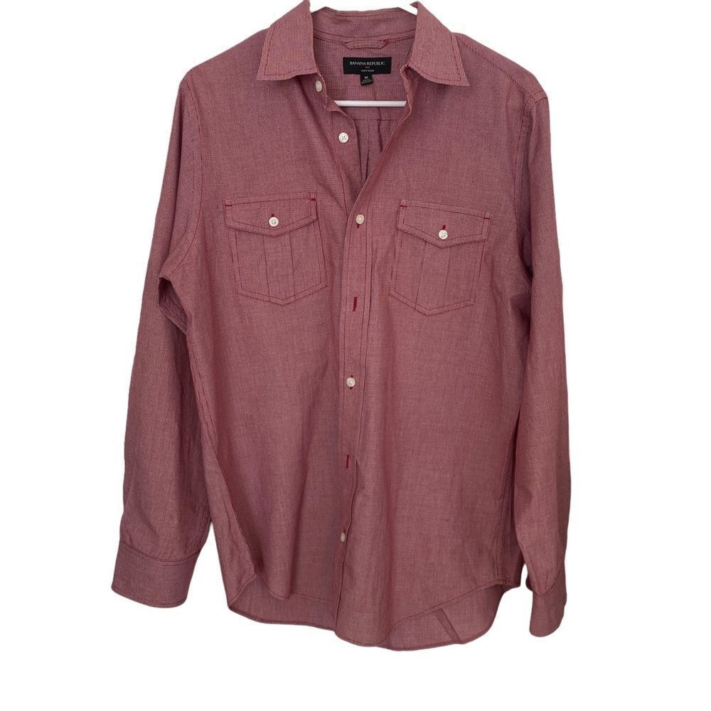 Banana Republic Soft Wash Red & Stripe Long Sleeve Button Down Shirt‎ Sz M